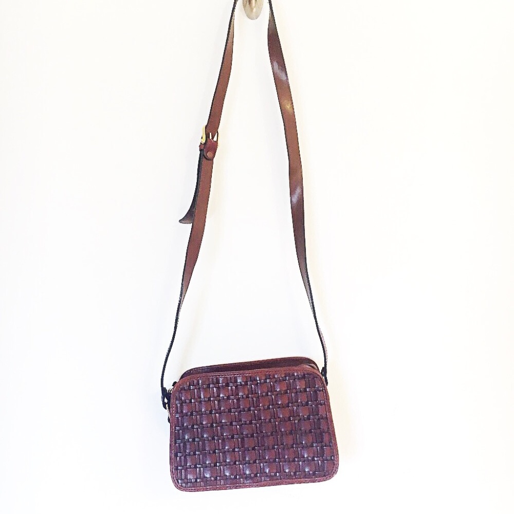 Vintage | Lord and Taylor Brown Leather Purse